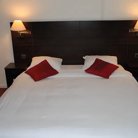 Urban By Balladins Hotell